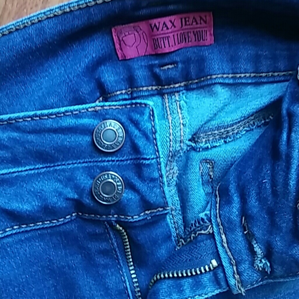 Jeans - Picture 3 of 4